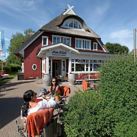 Haus Am Kiel Hotel Ahrenshoop Buitenkant foto